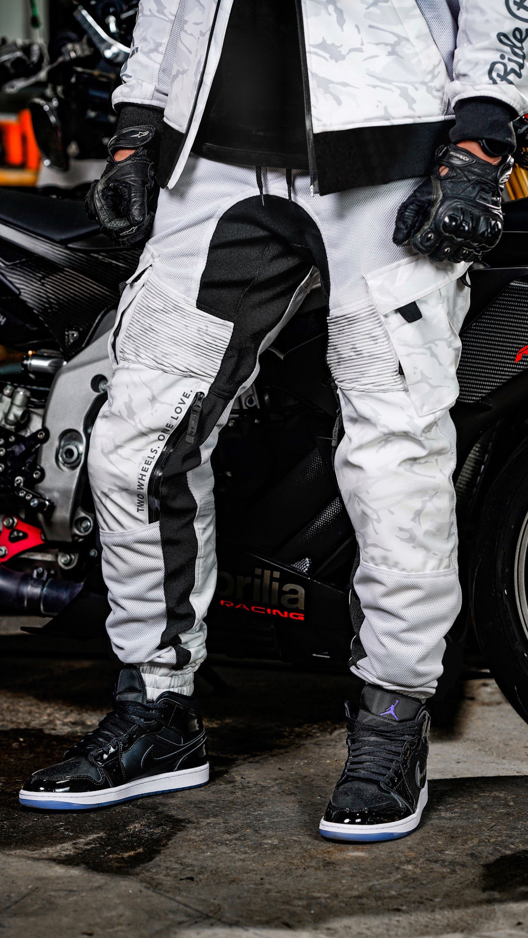 Unit 16™ V2.Flow™ Mesh Armoured Cargo Joggers {Ghost Camo}