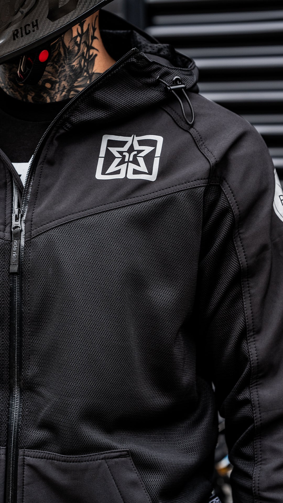 Regency™ V2.Flow™ Mesh Armoured Motorcycle Jacket {Pursuit/Black}