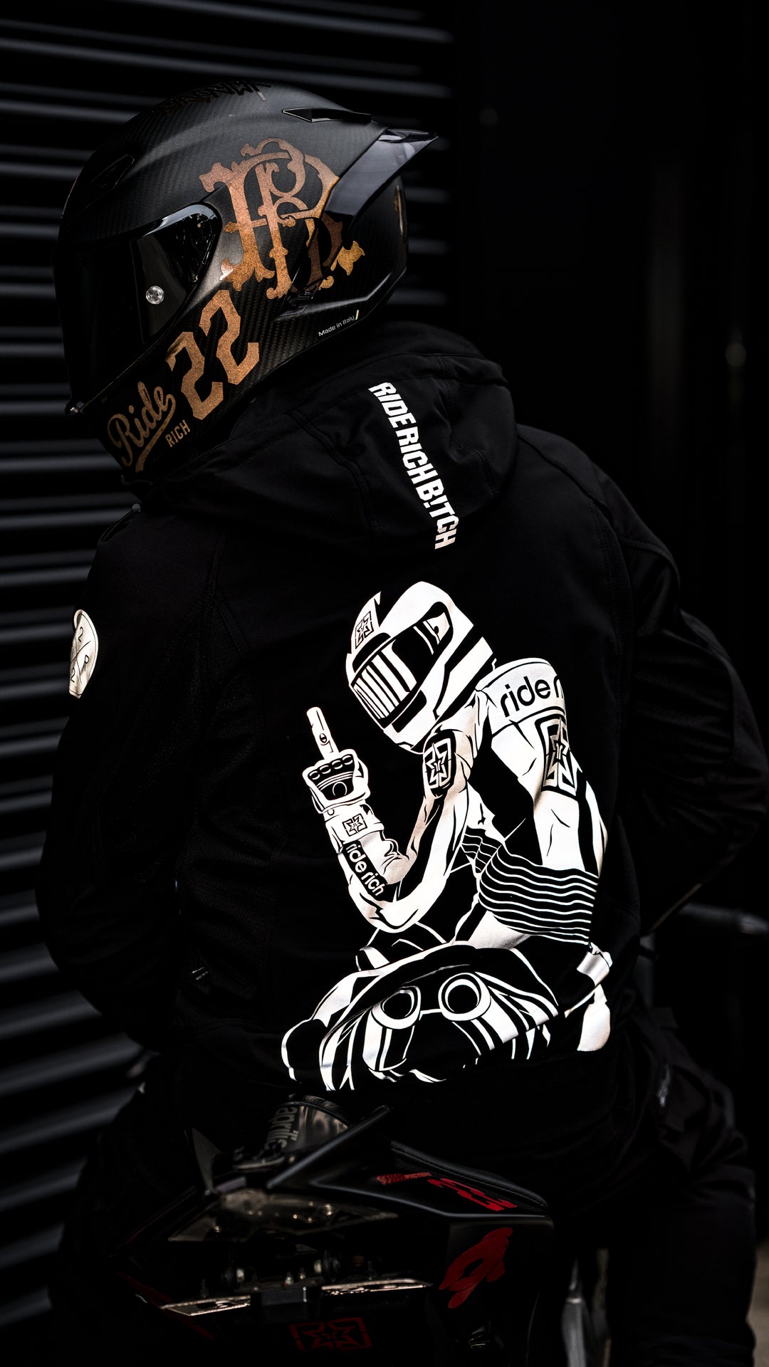 Regency™ V2.Flow™ Mesh Armoured Motorcycle Jacket {Pursuit/Black}