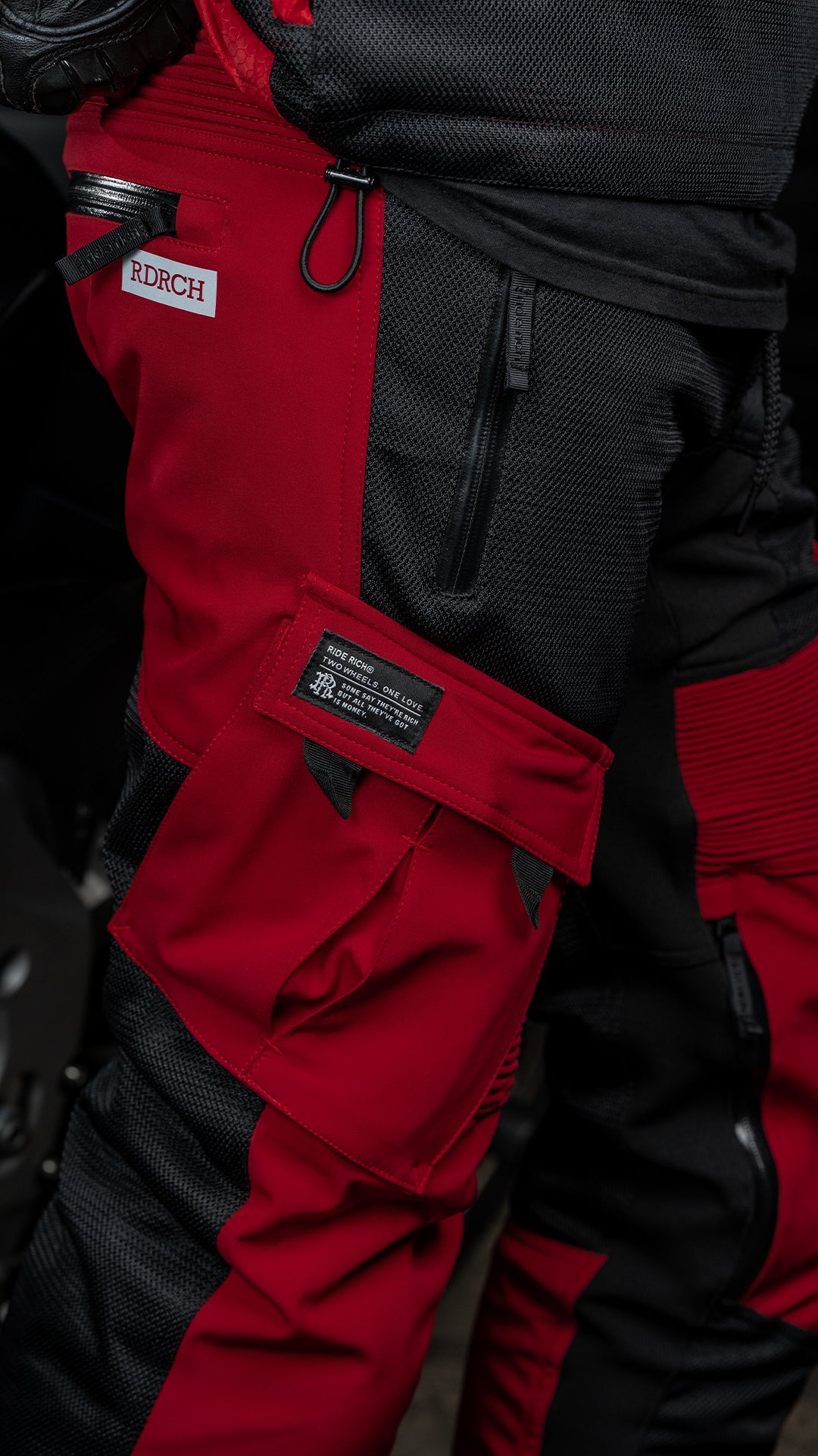 Unit 16™ V2.Flow™ Mesh Armoured Cargo Joggers {Red}