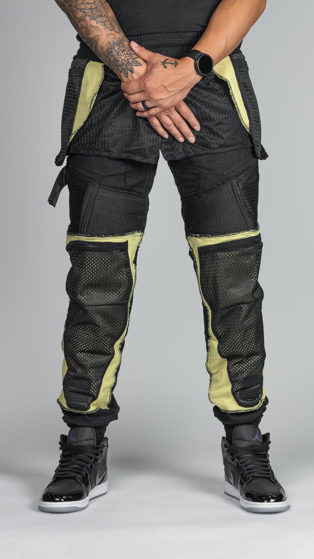 Unit 16™ Armoured Denim Cargo Joggers {Black}