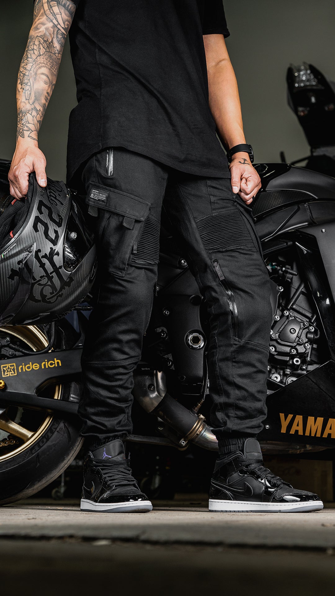 Unit 16™ Armoured Denim Cargo Joggers {Black}