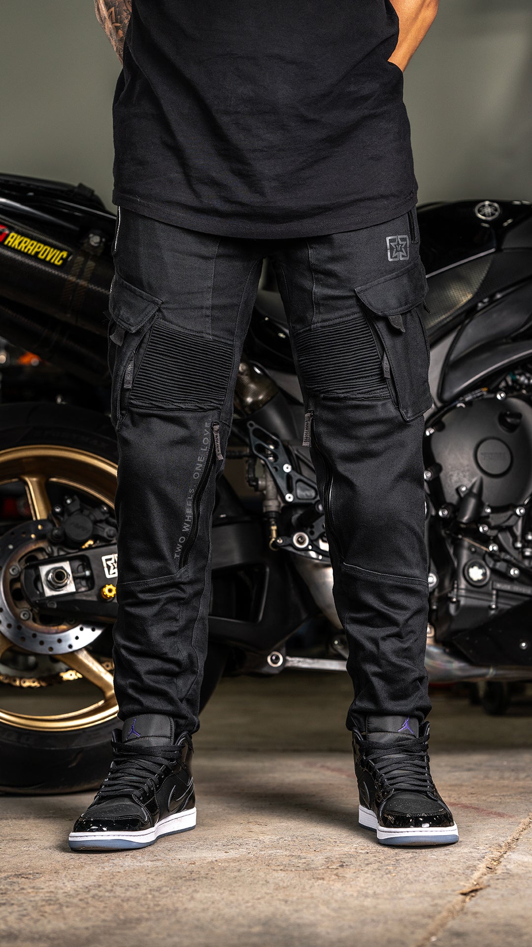 Unit 16™ Armoured Denim Cargo Joggers {Black}