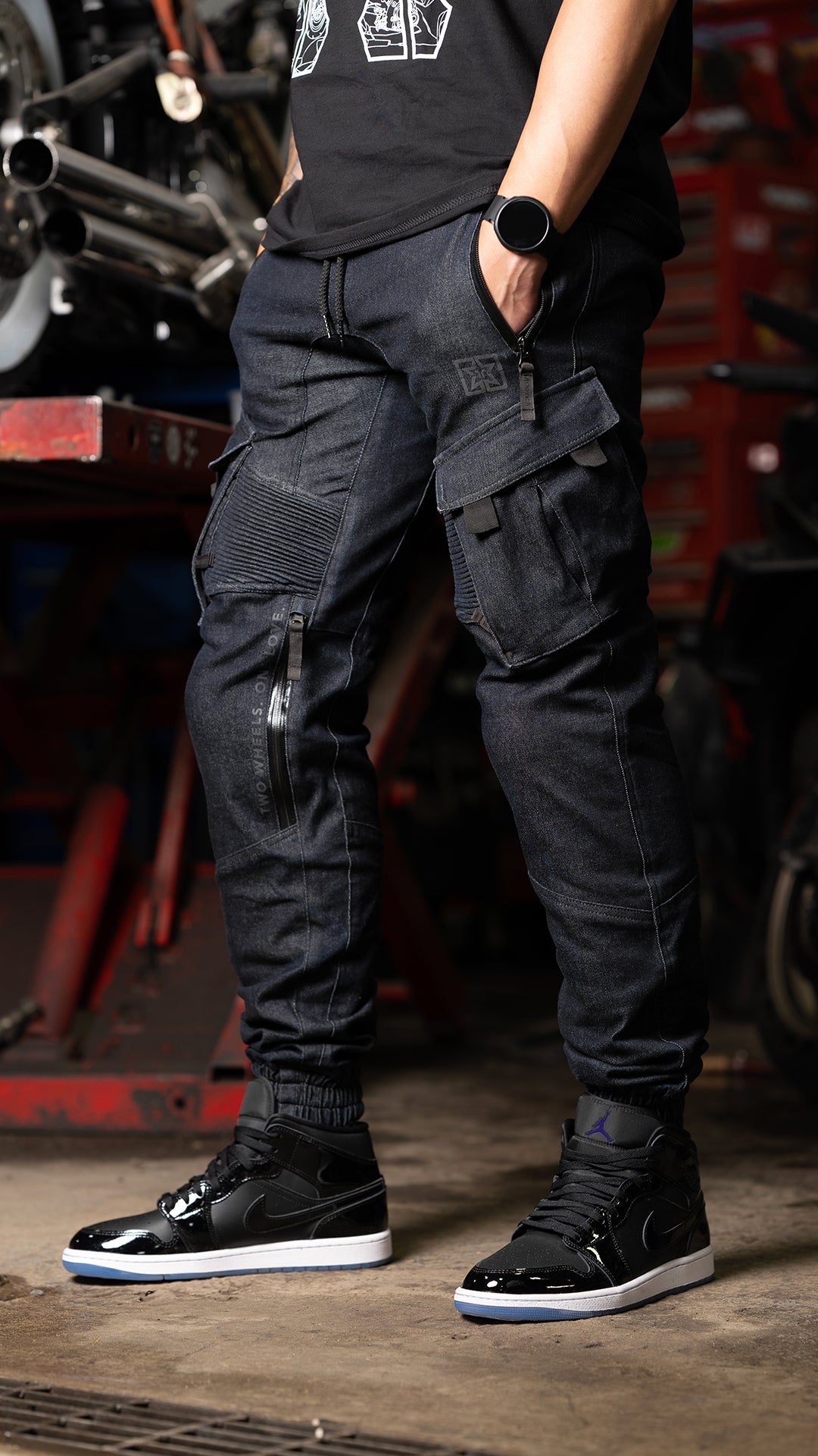 Unit 16™ Armoured Denim Cargo Joggers {Raw Indigo}