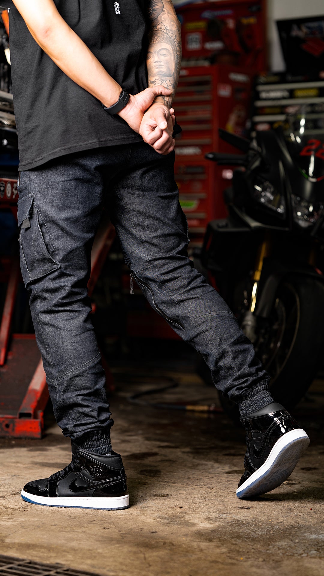 Unit 16™ Armoured Denim Cargo Joggers {Raw Indigo}