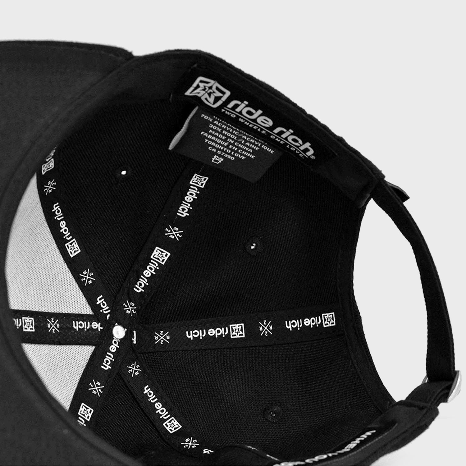 RR Tag Snapback {White on Black}