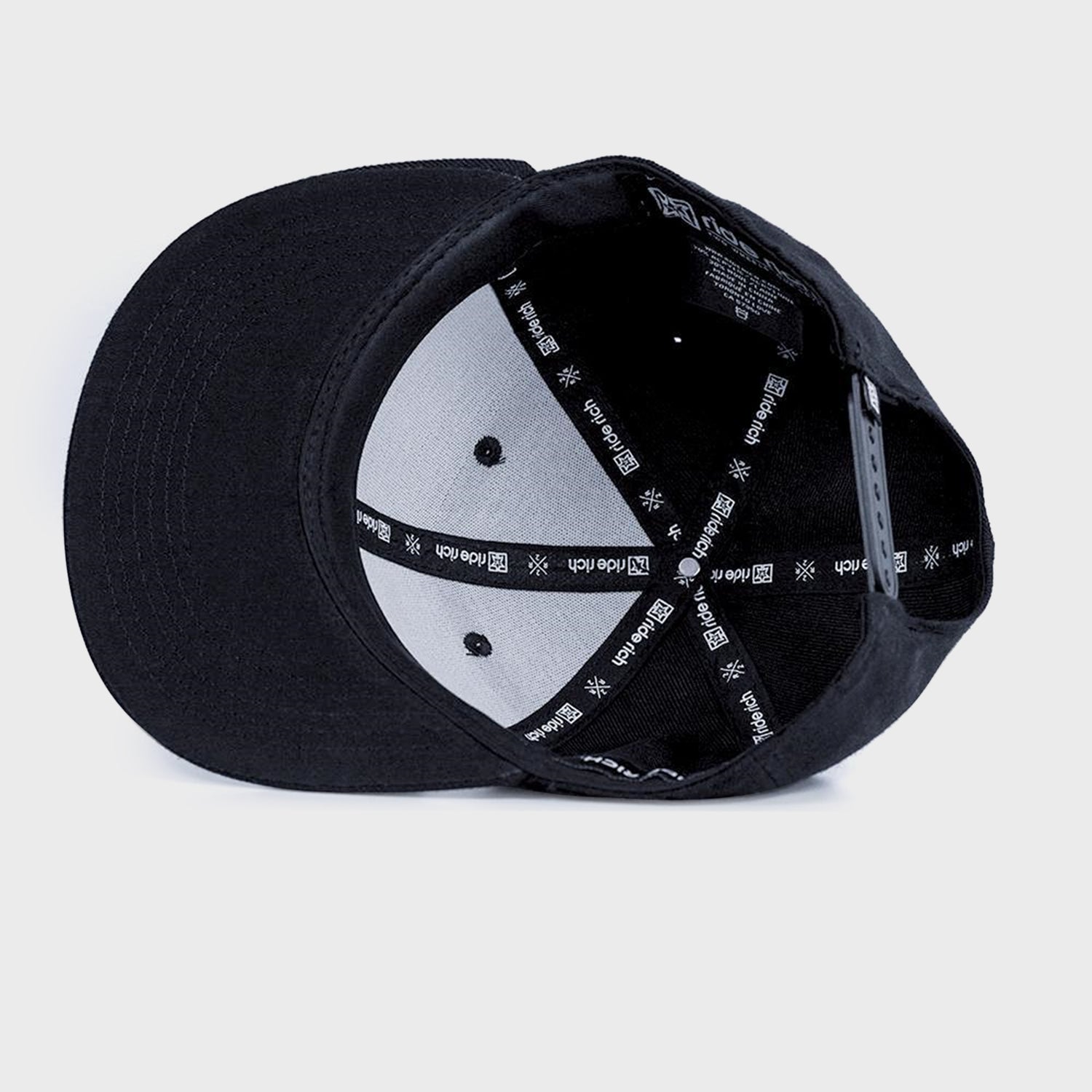 Emblem Snapback {White on Black}