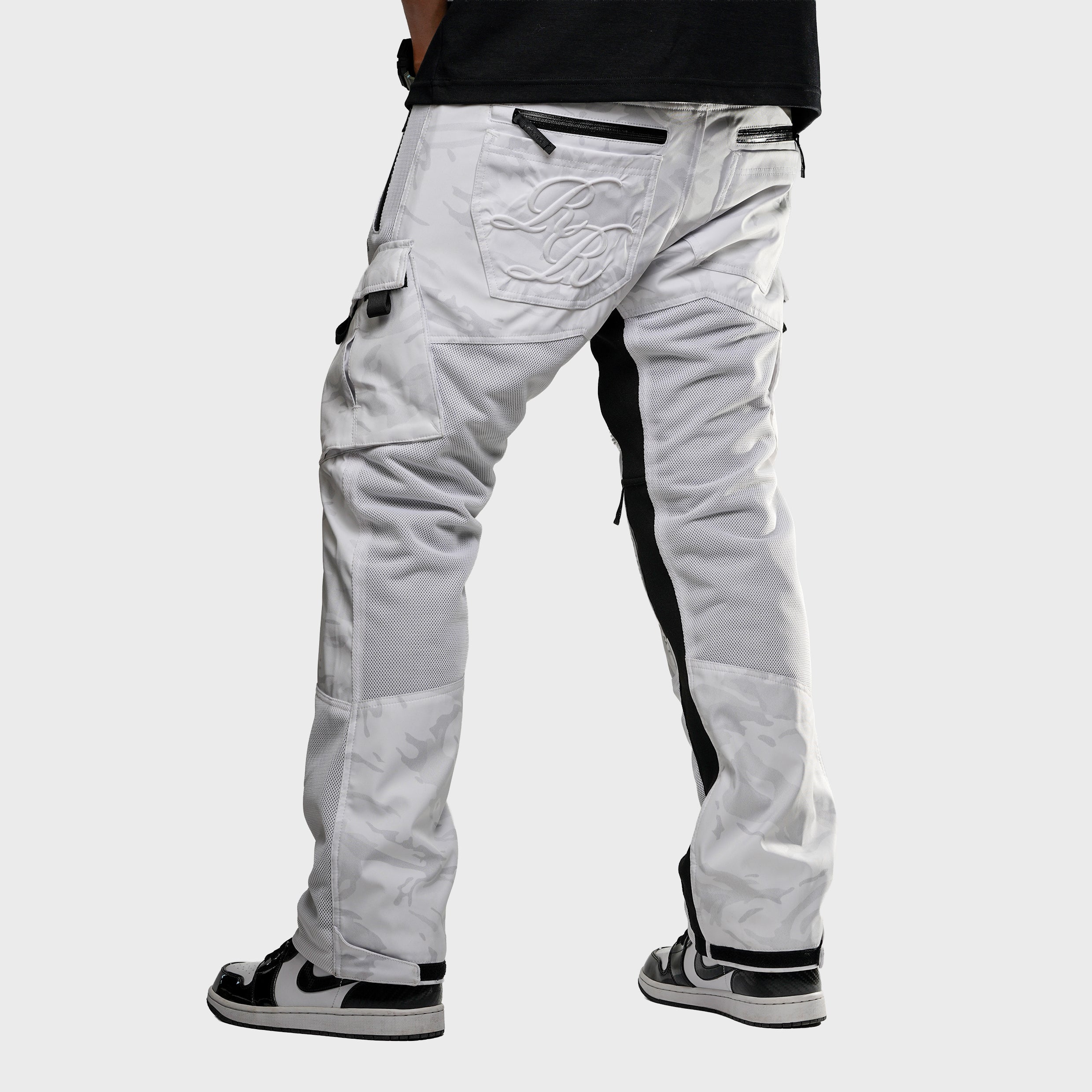 Unit 16™ V2.Flow™ Mesh Armoured Cargo Motorcycle Pants {Ghost Camo}
