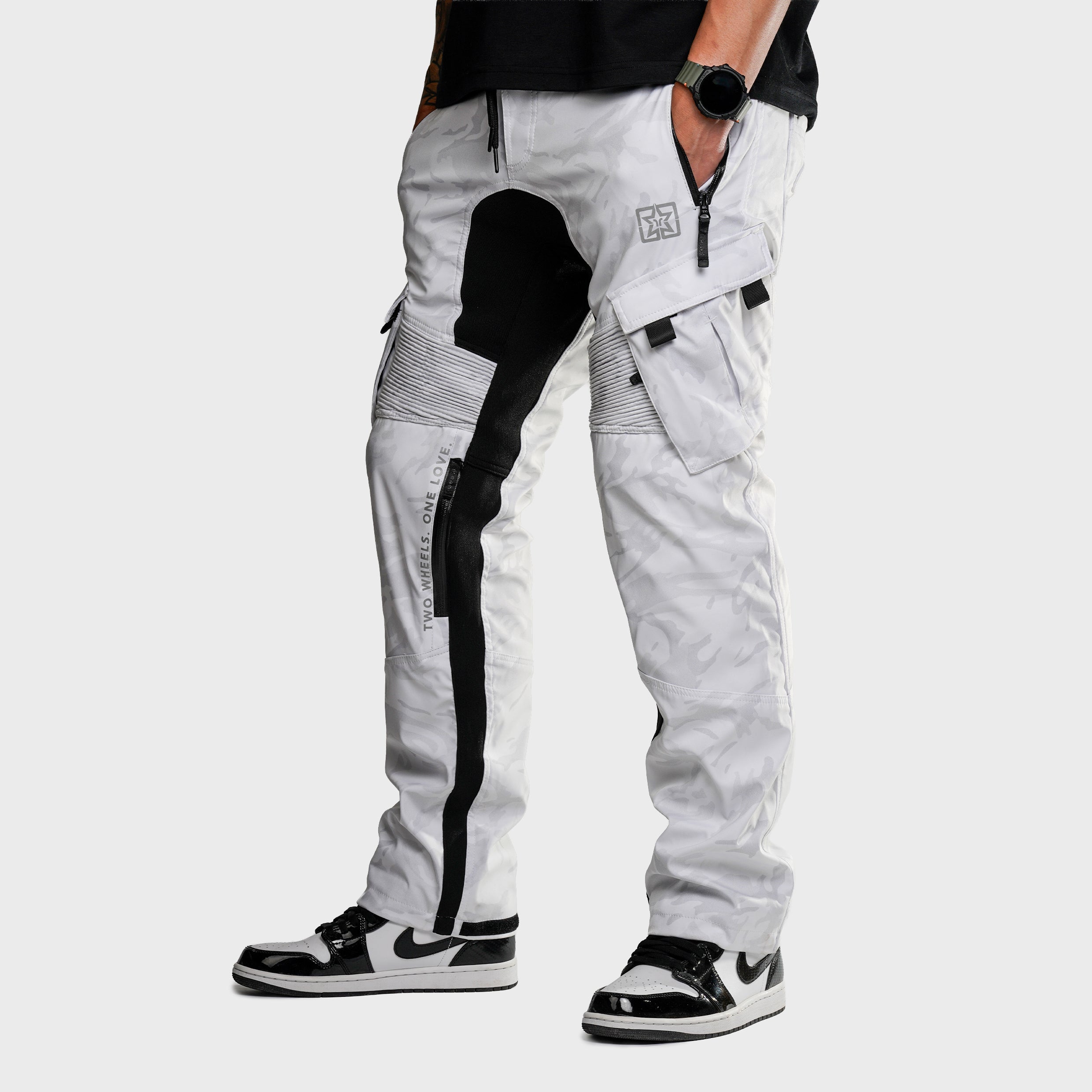 Unit 16™ Armoured Softshell Cargo Motorcycle Pants {Ghost Camo}