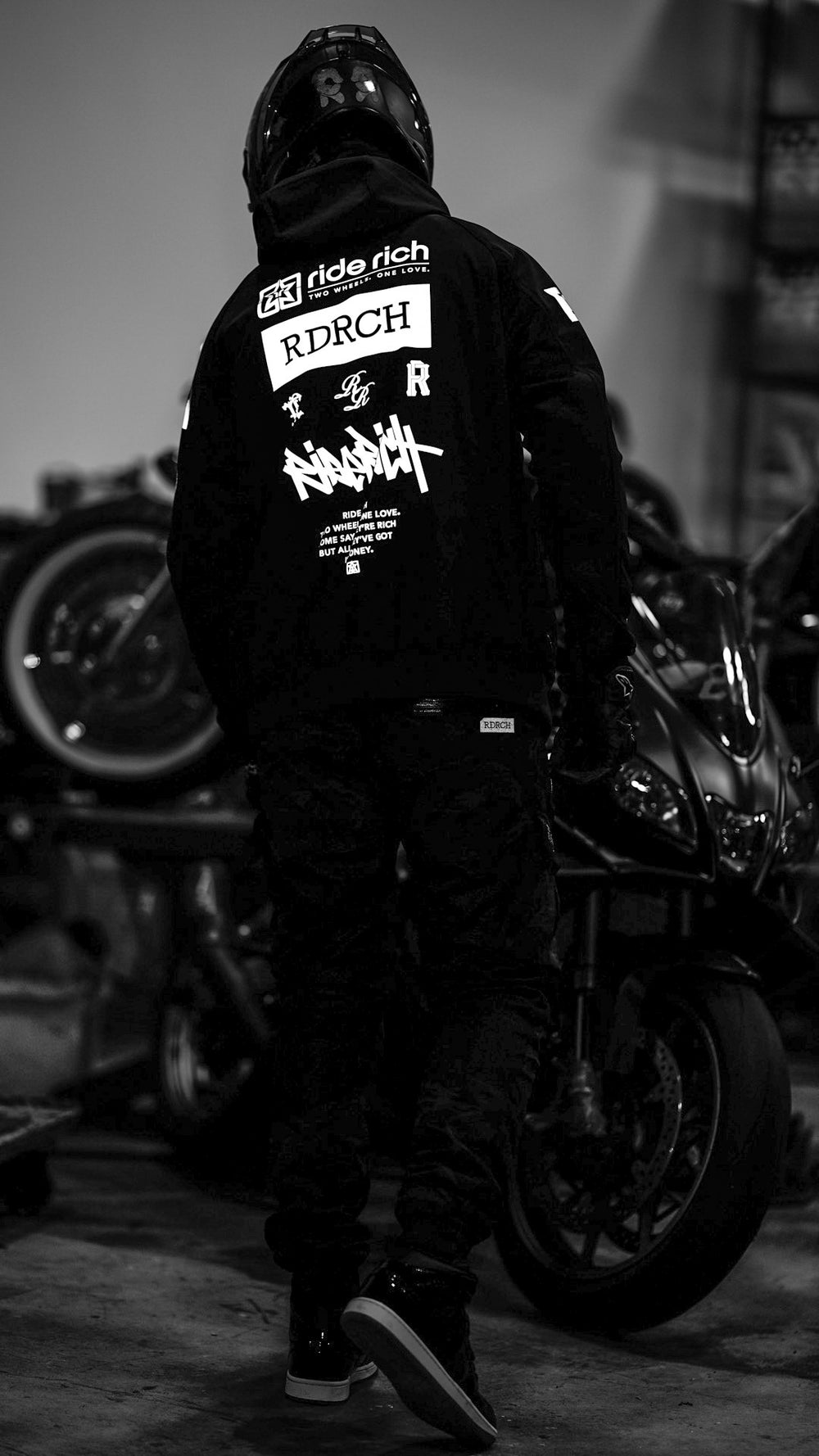 Regency™ V2.Flow™ Mesh Armoured Hooded Jacket {RR GP/Black}