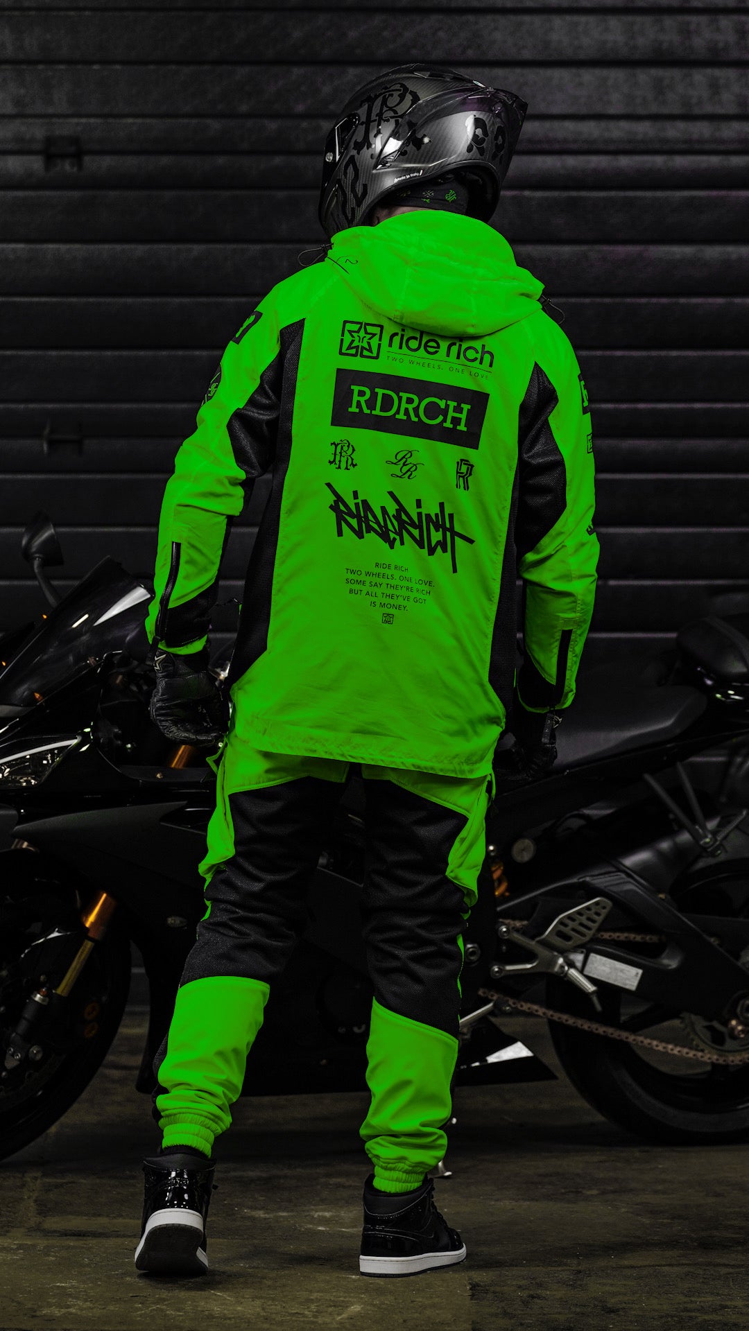 Concord™ V2.Flow™ Mesh Armoured Anorak Motorcycle Jacket {RR GP/Green}