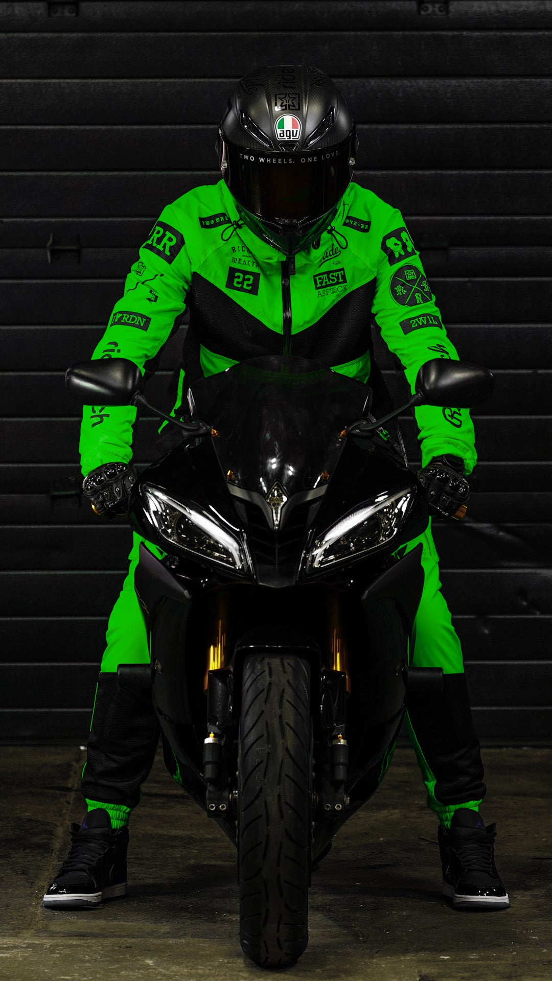 ロードバイク　ウェア Concord™ V2.Flow™ Mesh Armoured Anorak Motorcycle Jacket {RR GP/Green}