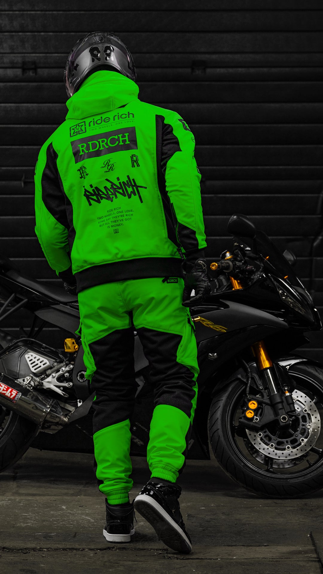 Regency™ V2.Flow™ Mesh Armoured Motorcycle Jacket {RR GP/Green}
