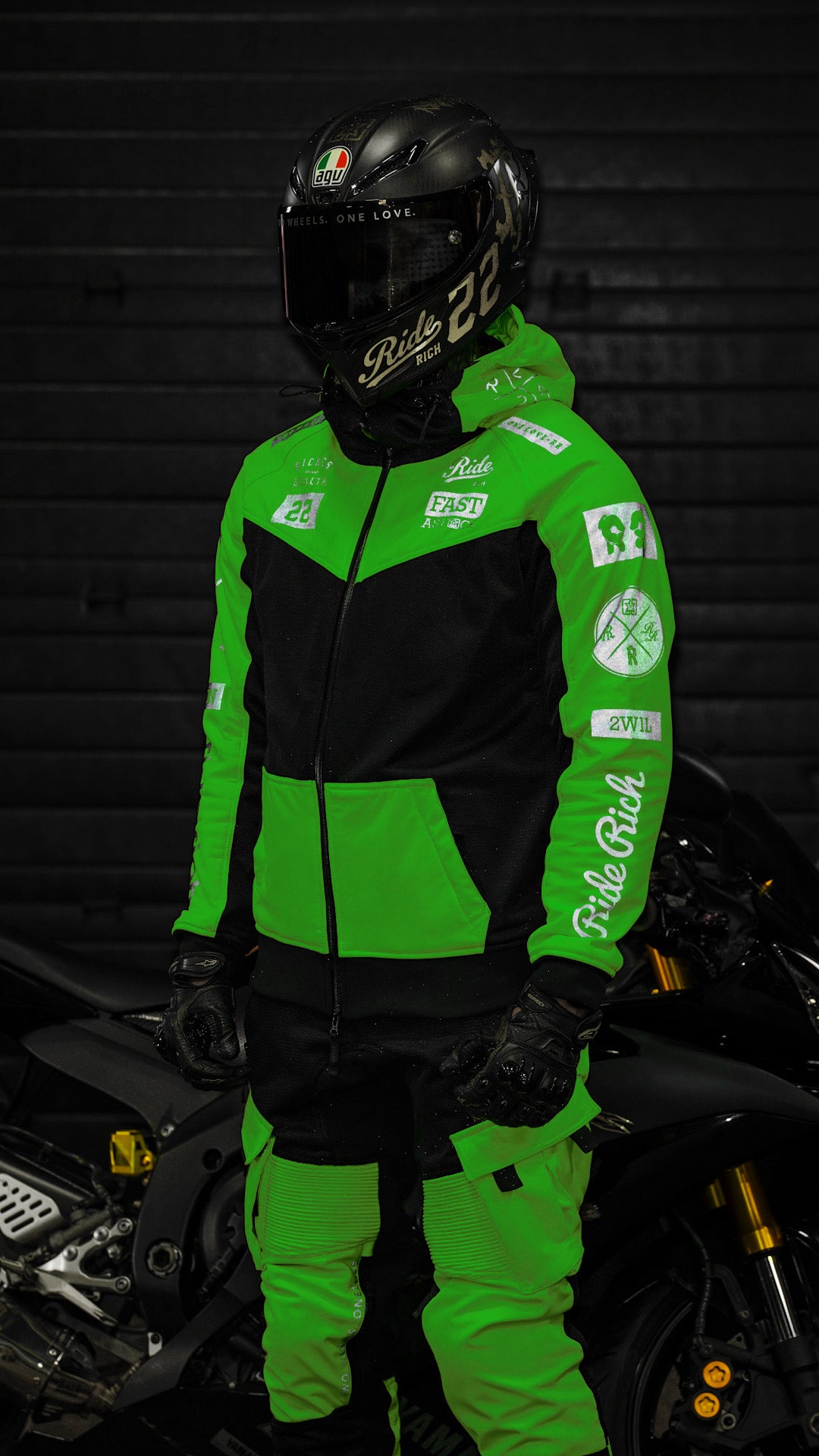 Regency™ V2.Flow™ Mesh Armoured Motorcycle Jacket {RR GP/Green}