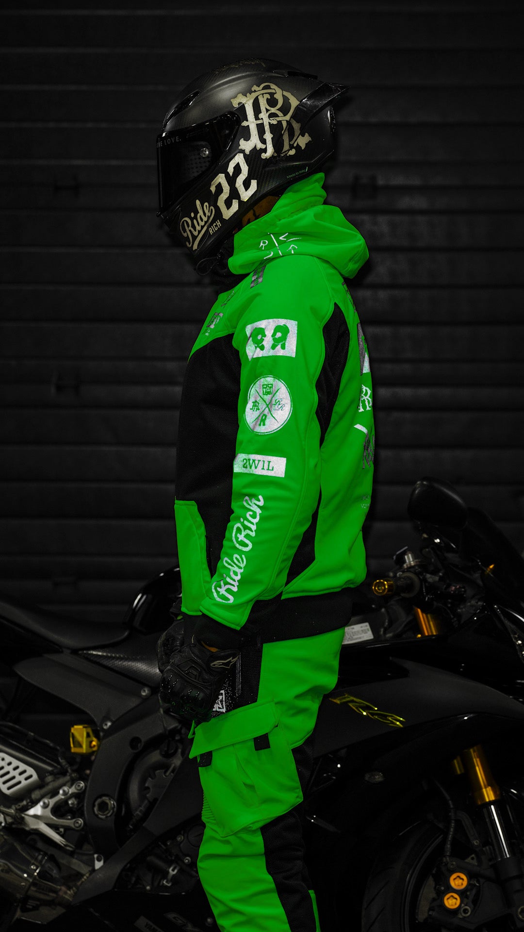 Regency™ V2.Flow™ Mesh Armoured Hooded Jacket {RR GP/Green}