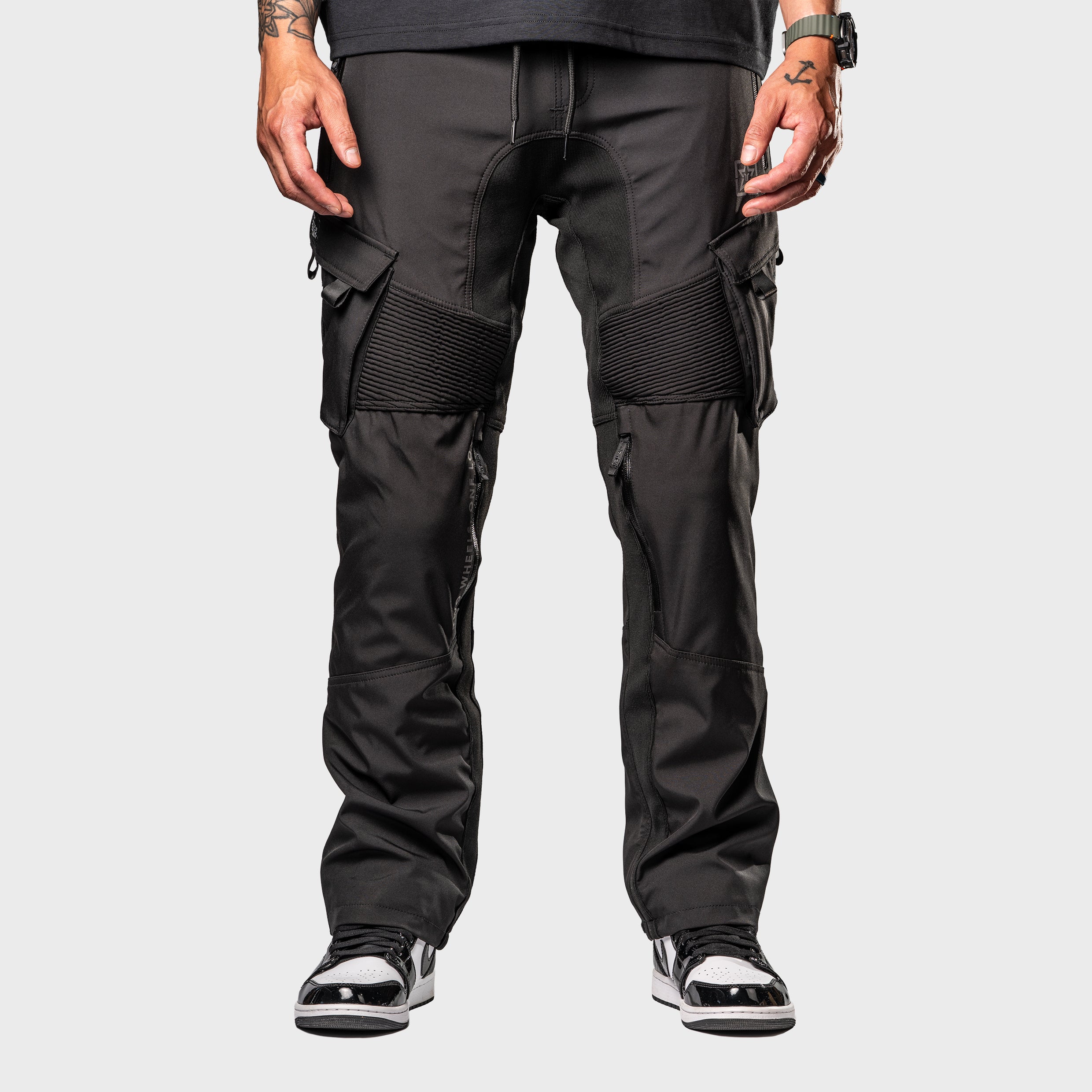Unit 16™ Armoured Softshell Cargo Motorcycle Pants {Black}