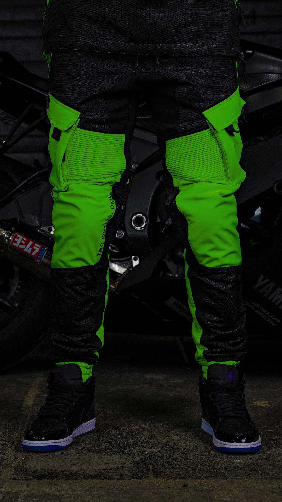 Unit 16™ V2.Flow™ Mesh Armoured Cargo Motorcycle Joggers {Green}