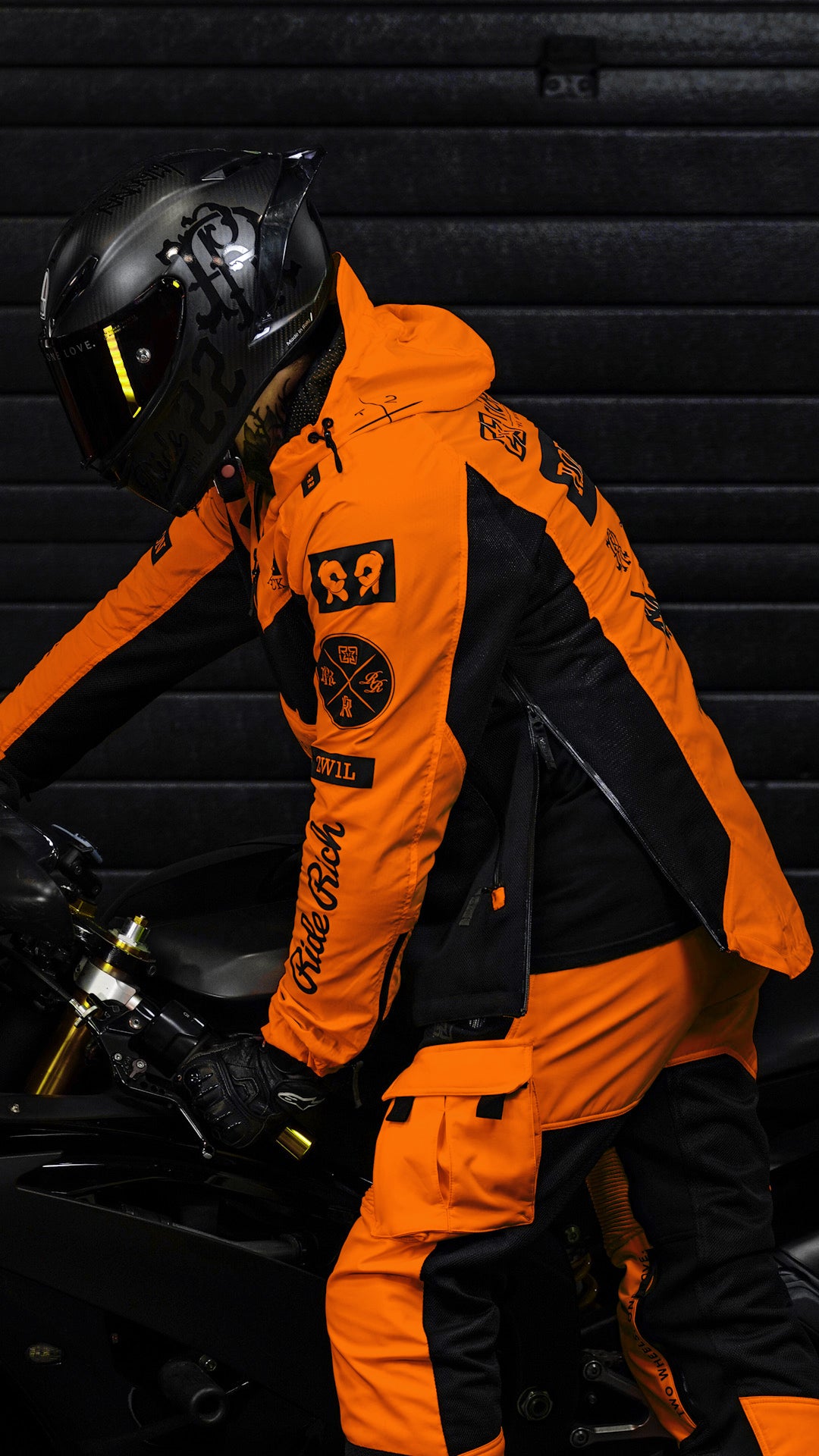 Concord™ V2.Flow™ Mesh Armoured Anorak Motorcycle Jacket {RR GP/Orange
