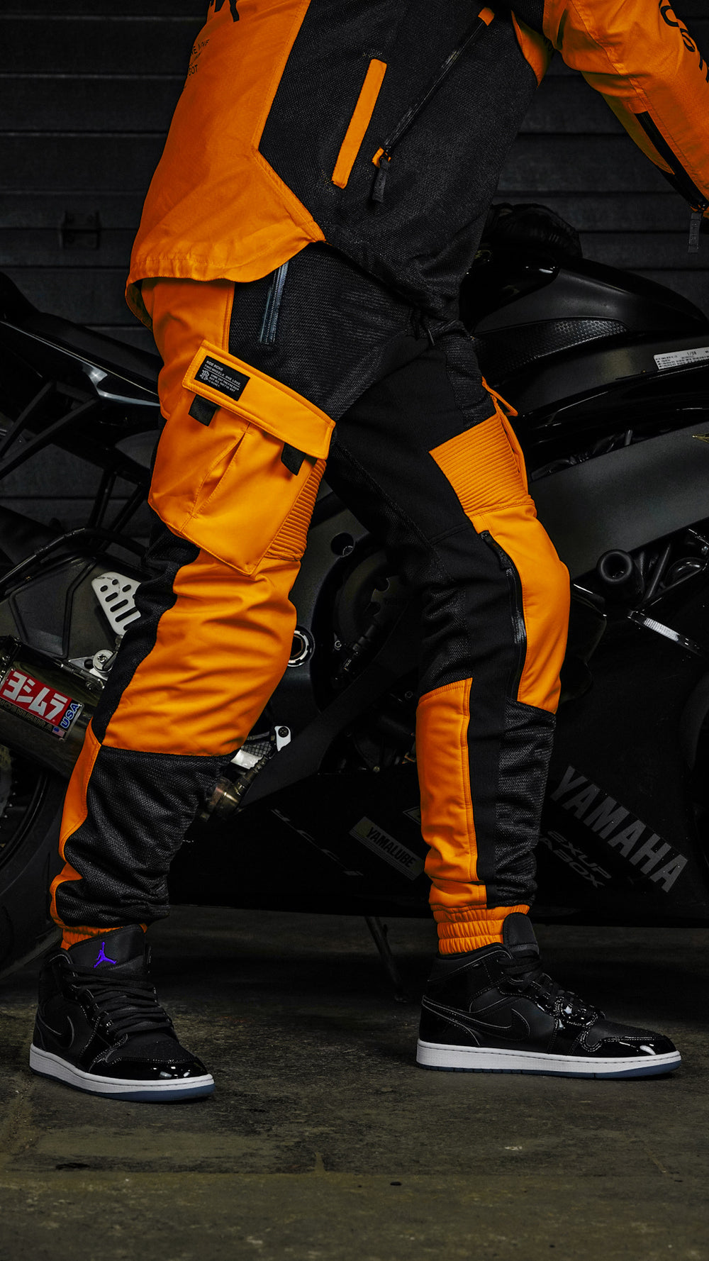 Unit 16™ V2.Flow™ Mesh Armoured Cargo Joggers {Orange}