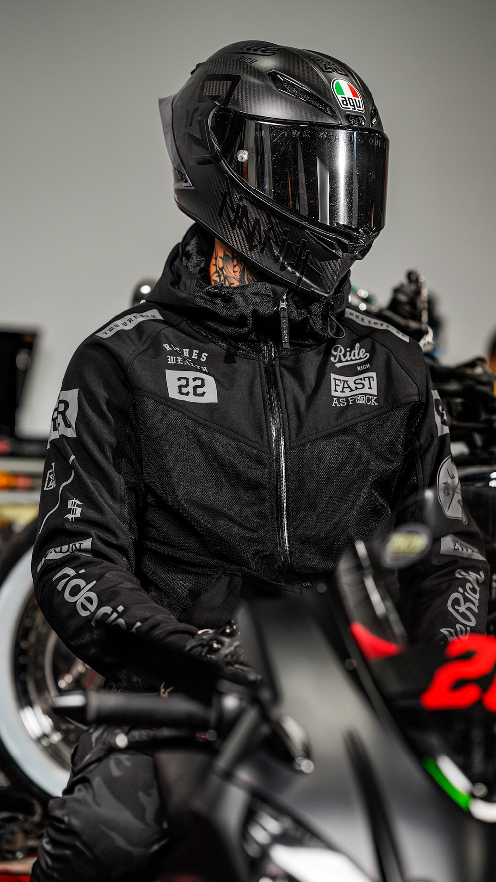 Regency™ V2.Flow™ Mesh Armoured Hooded Jacket {RR GP/Black}