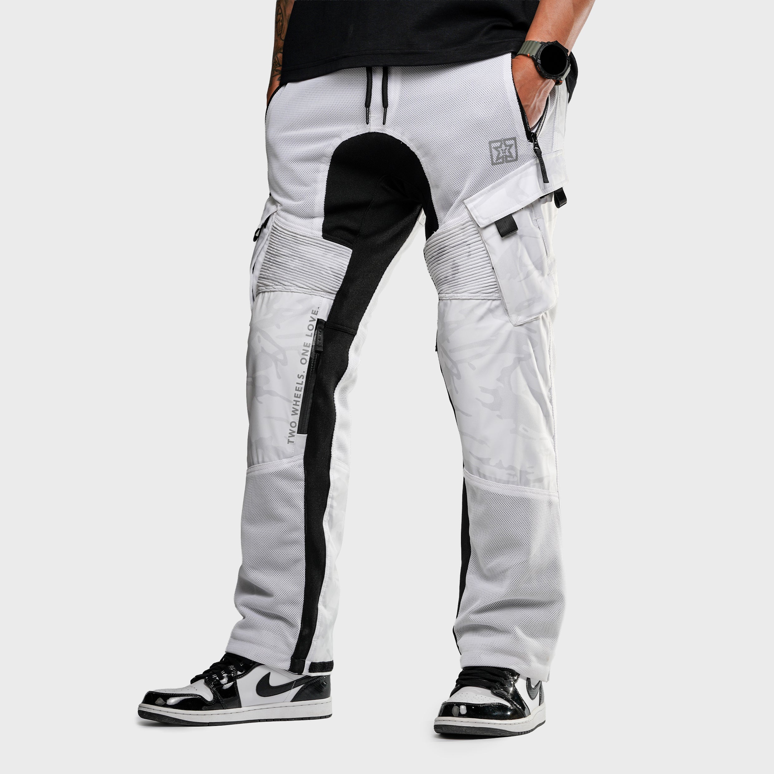 Unit 16™ V2.Flow™ Mesh Armoured Cargo Motorcycle Pants {Ghost Camo}