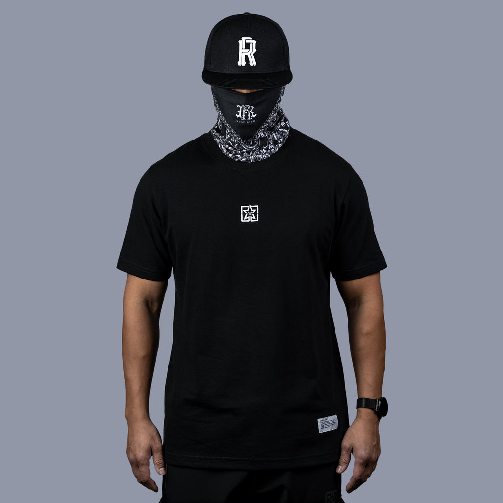 Emblem Embroidered Tee {Black}