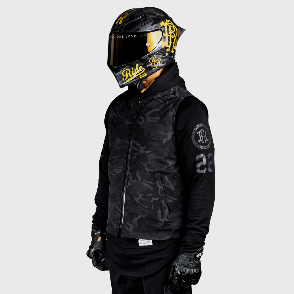 Scarboro™ Armoured Softshell Vest {Black Camo}