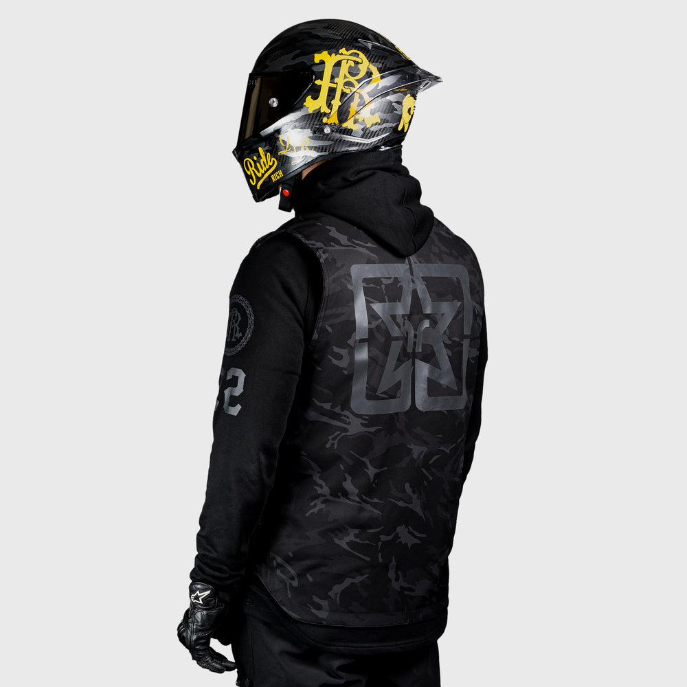 Scarboro™ Armoured Softshell Vest {Black Camo}