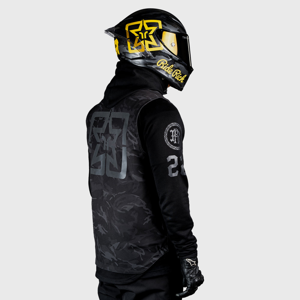 Scarboro™ Armoured Softshell Vest {Black Camo}