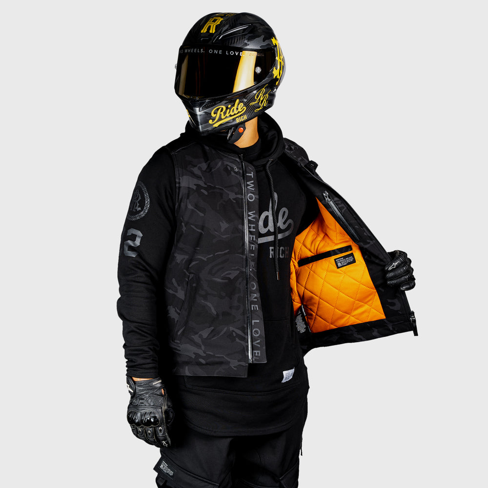 Scarboro™ Armoured Softshell Vest {Black Camo}