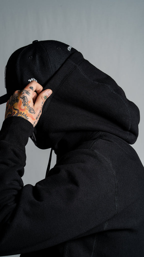 Filigree Embroidered Pullover Hoodie {Black}