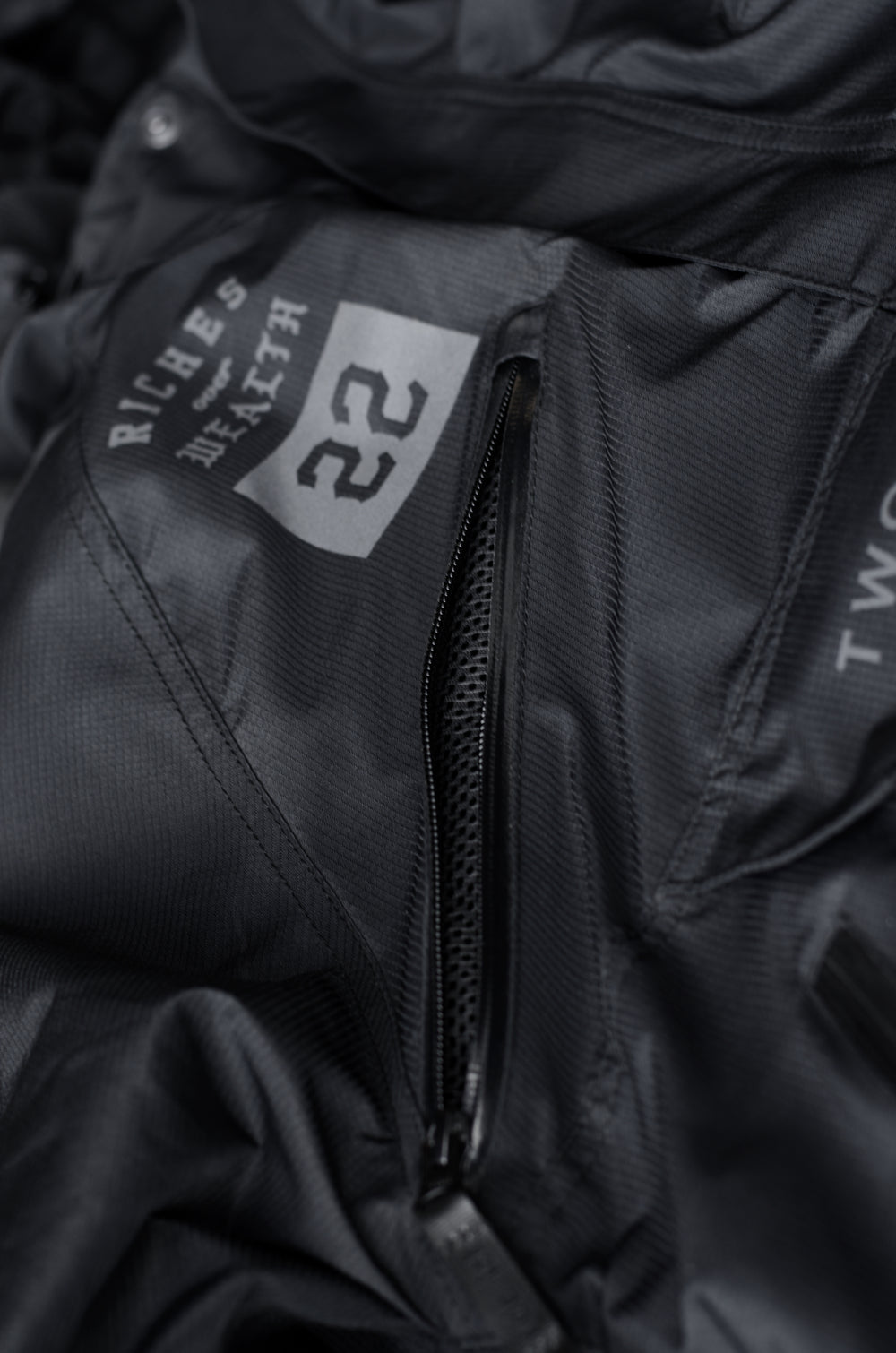 Concord™ Armoured Anorak Jacket {RR GP/Black}
